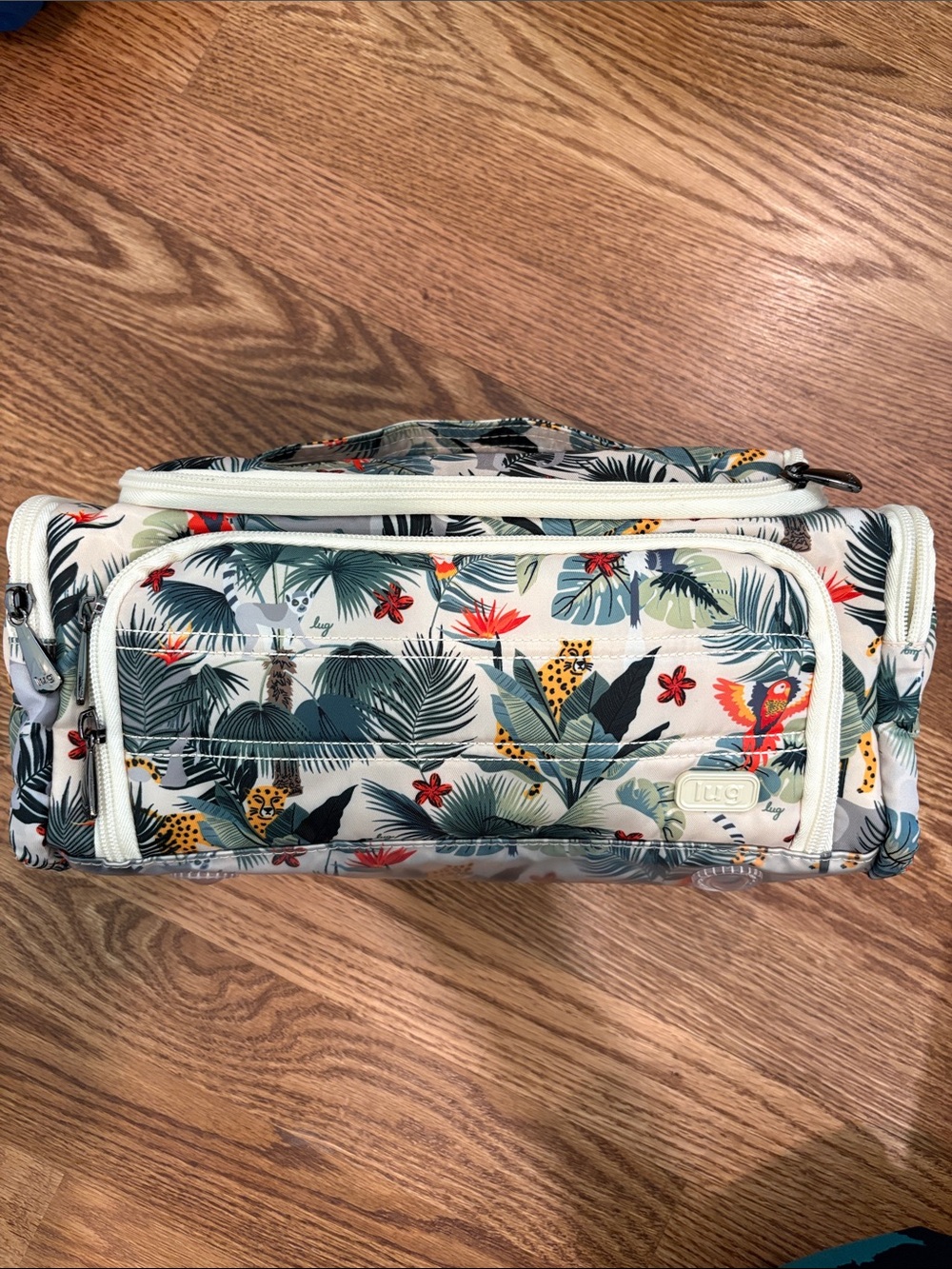 Lug Trolley Cosmetic Case Wildlife Print - Picture 2 of 7